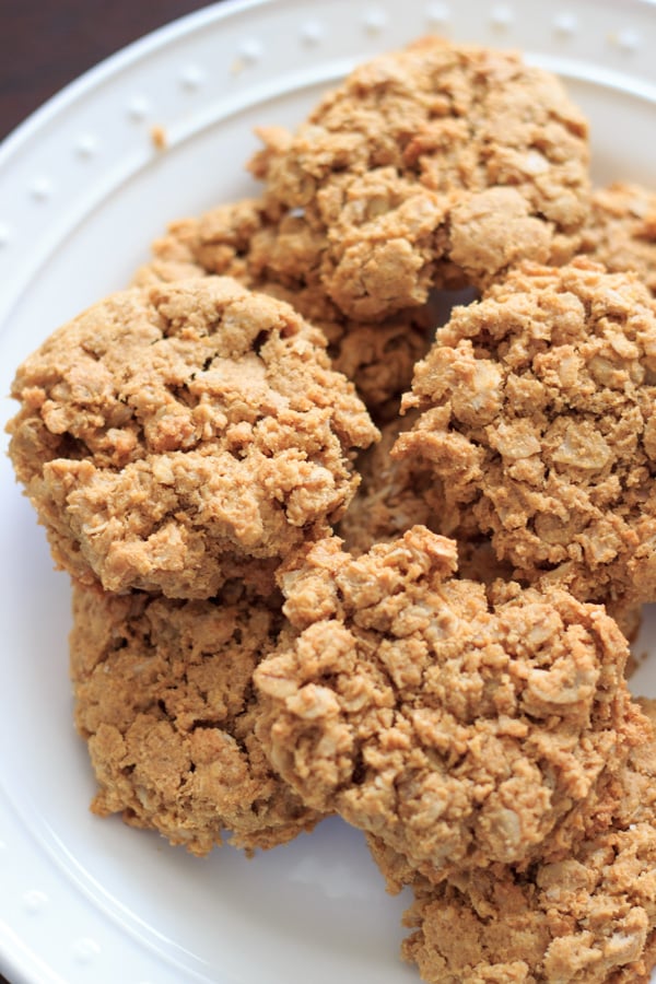 close up picture of peanut butter cookies