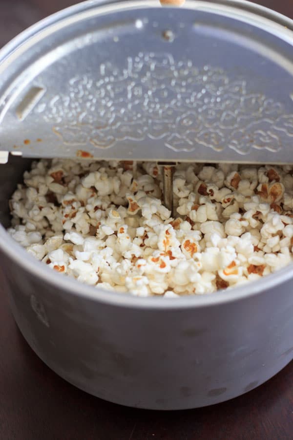 How to make homemade popcorn, 3 ways. No need to buy store-bought popcorn bags when it's so easy to make healthy preservative-free popcorn at home!