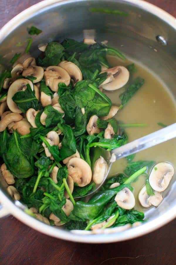 One Pot Spinach and Mushroom Bowtie Pasta. Vegan meal ready in less than 30 minutes!