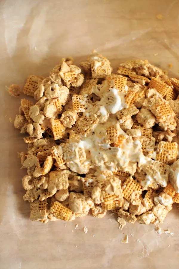 Fluffernutter Cereal Snack Bars - make these delicious treats with gluten-free Cheerios and Chex - peanut butter, marshmallow cream and optional chocolate!