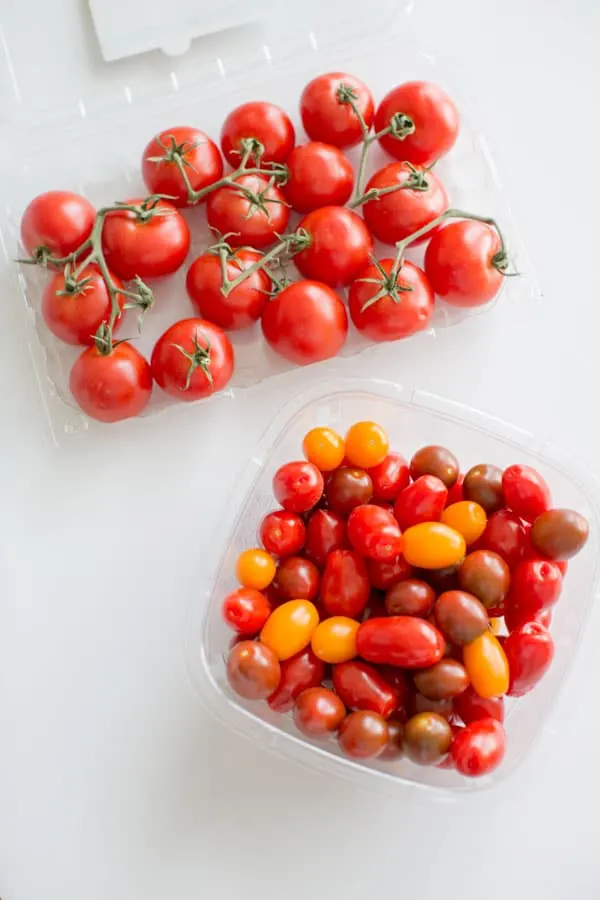 Simple Summer Tomato Salad. Healthy, light, delicious and portable so you can pack it to-go for all your summer adventures.