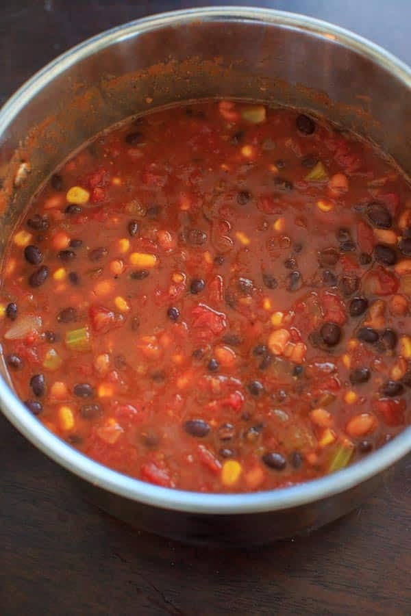 Vegetarian chili that's also vegan friendly and gluten-free. This one pot meal can be ready in 30 minutes and is deliciously flavored with @McCormickSpice Organics Chili Seasoning. #McCormickDinners 