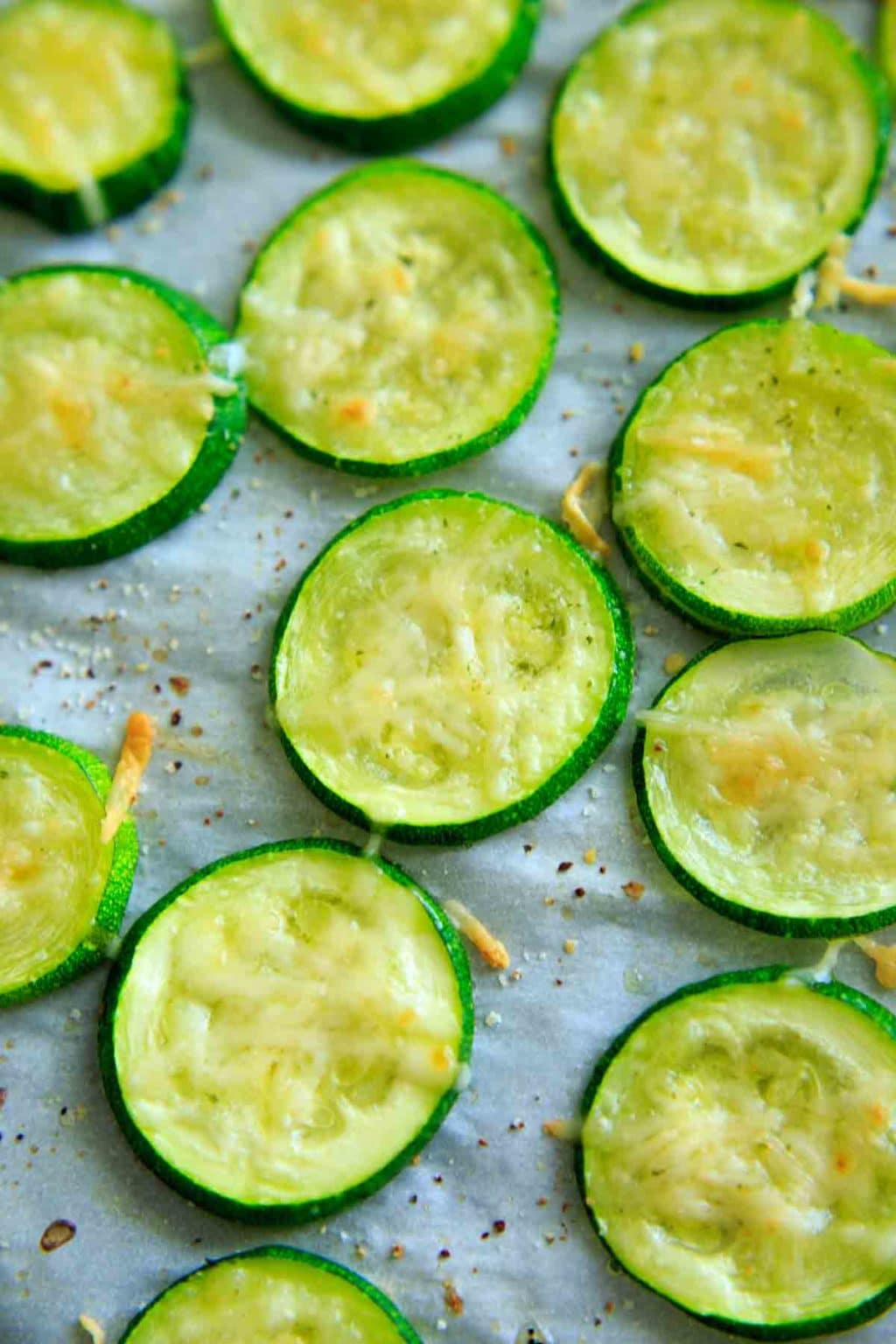 Baked Parmesan Zucchini Chips glutenfree snack