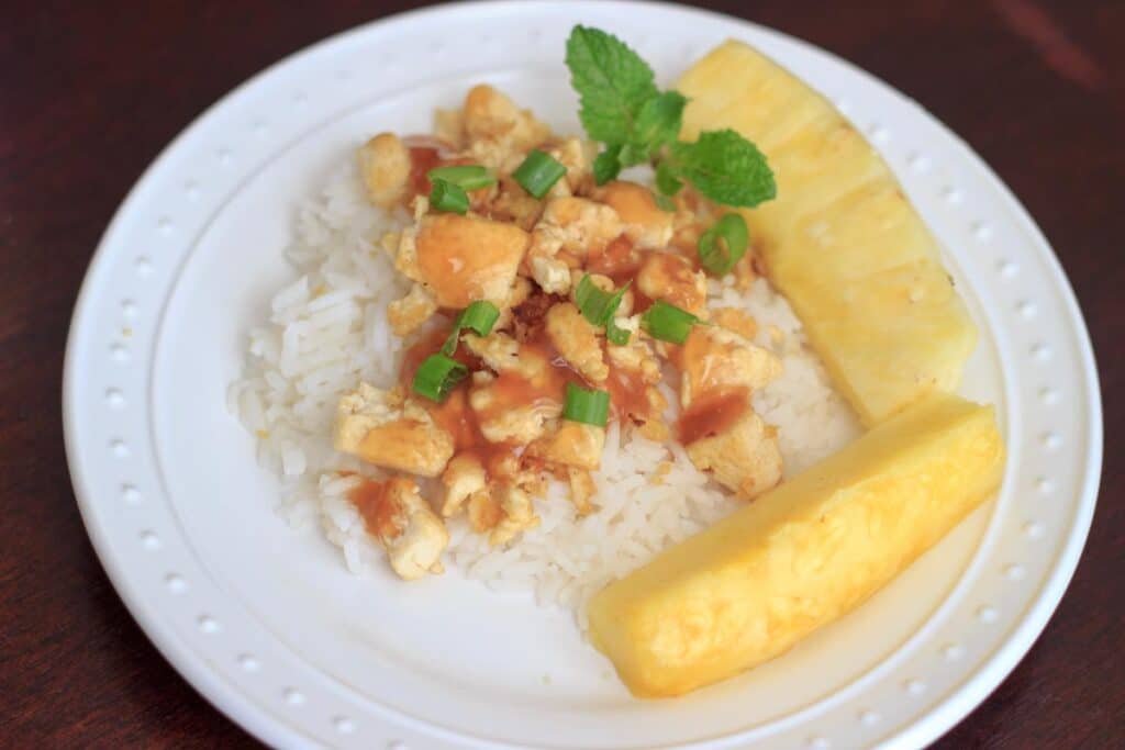 Pineapple Tofu - a vegan & gluten-free meal ready in 15 minutes with a tropical twist of pineapple and mint.