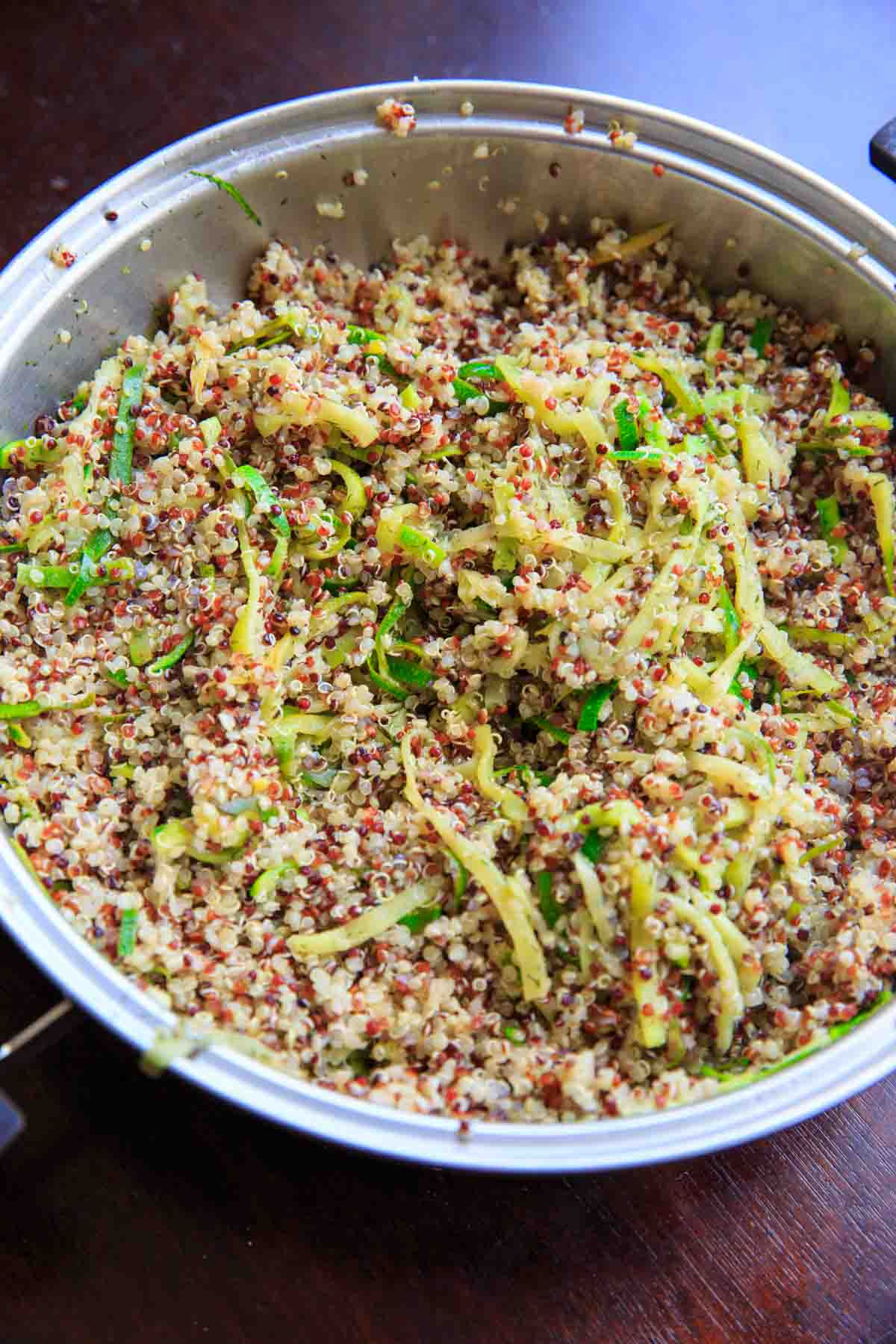 Spiralized Zucchini Quinoa Tomato Salad. Eat as a side or a meal, cold or hot! Healthy, vegetarian, delicious.