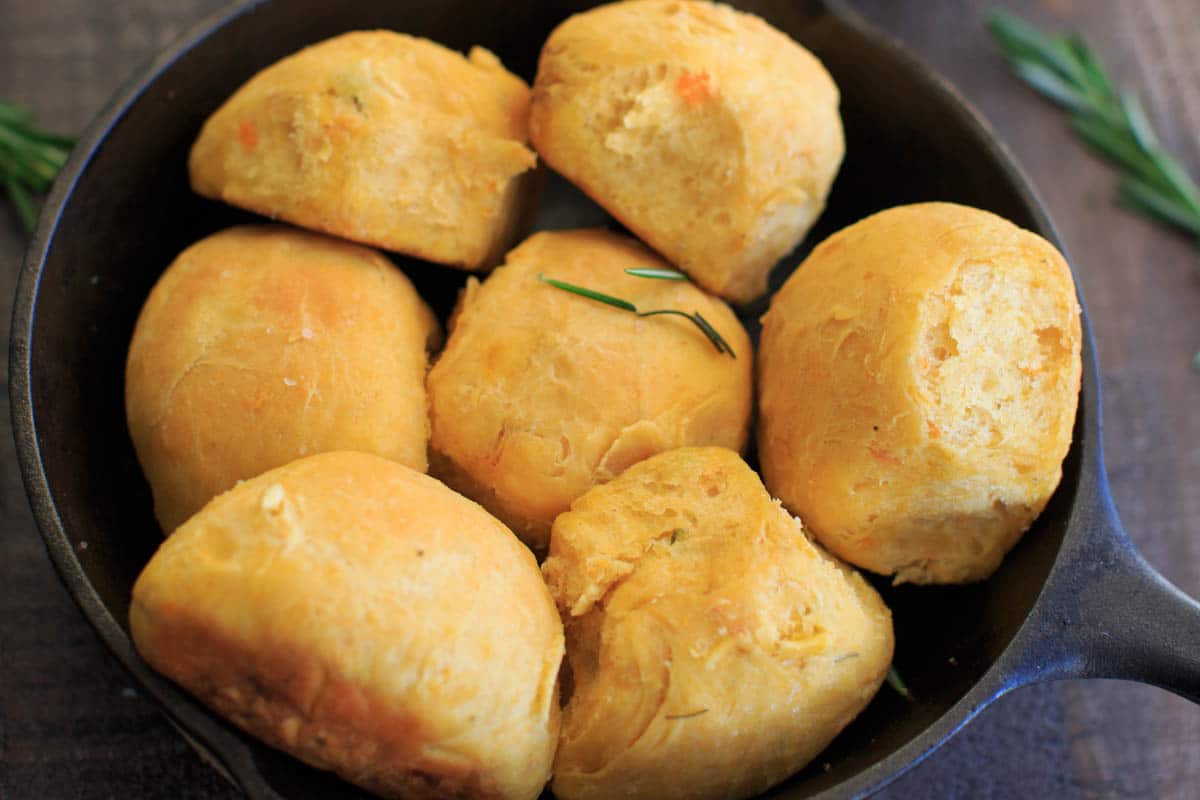 Rosemary Sweet Potato Dinner Rolls in cast iron