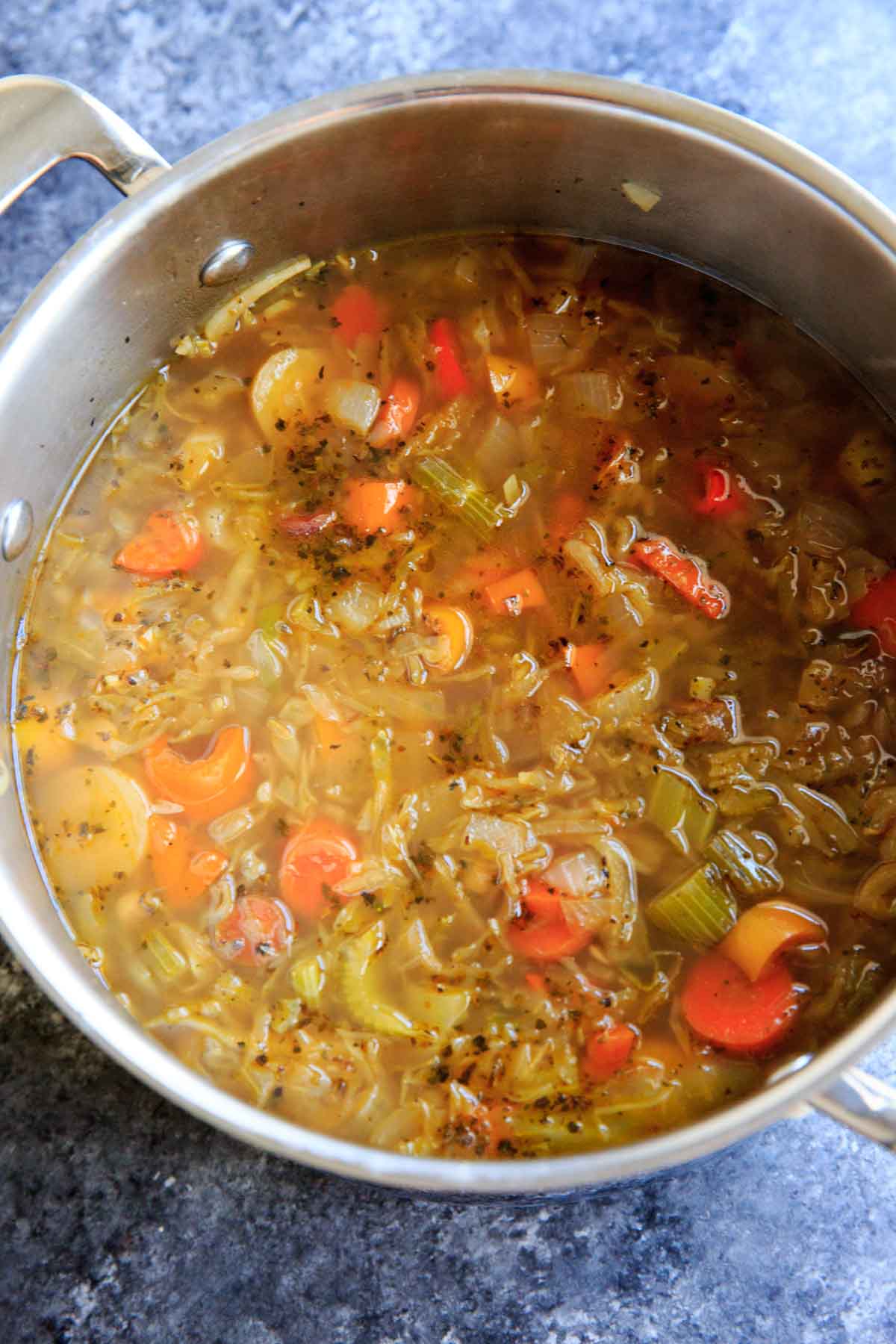 detox cabbage soup in pot