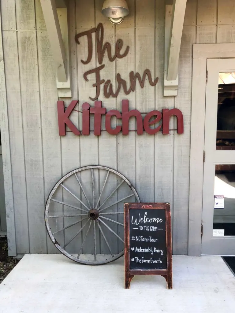 The Farm Kitchen sign