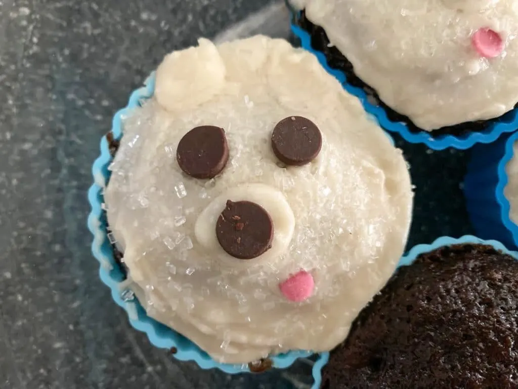 foodstirs polar bear cupcake
