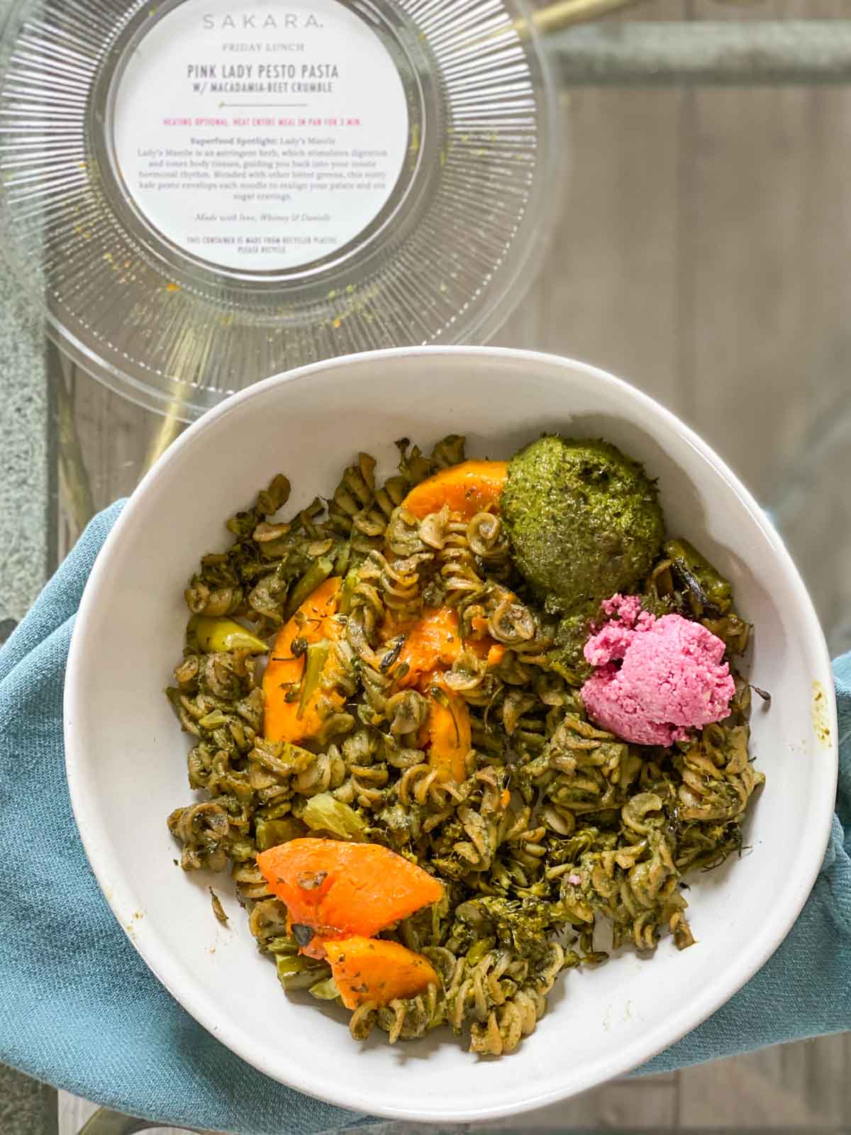 pink lady pesto pasta from sakara life