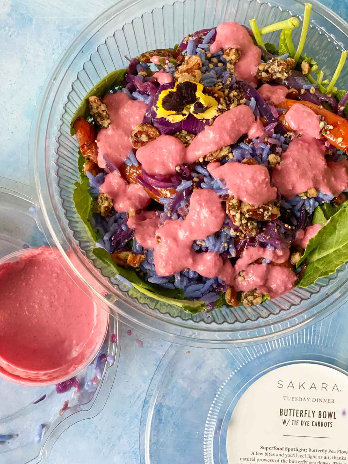 sakara life meal butterfly bowl with tie dye carrots