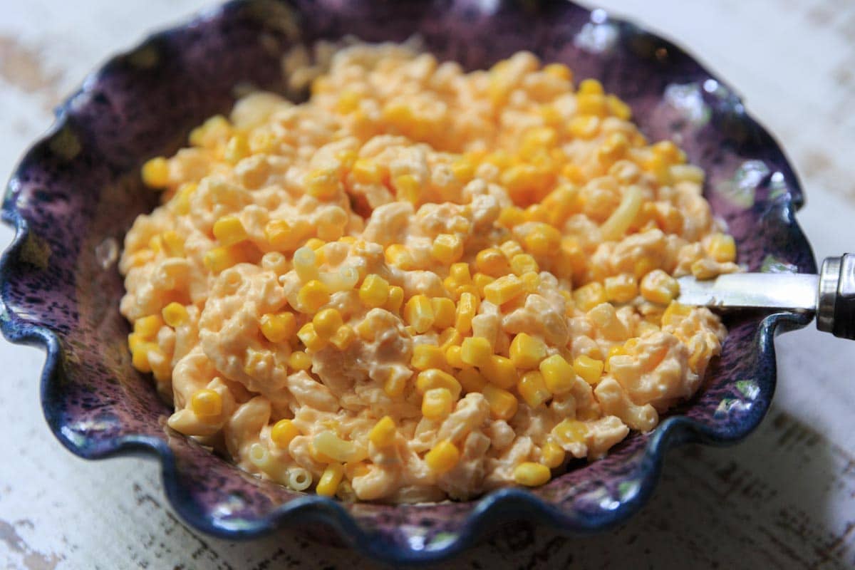 creamy macaroni and cheese with corn