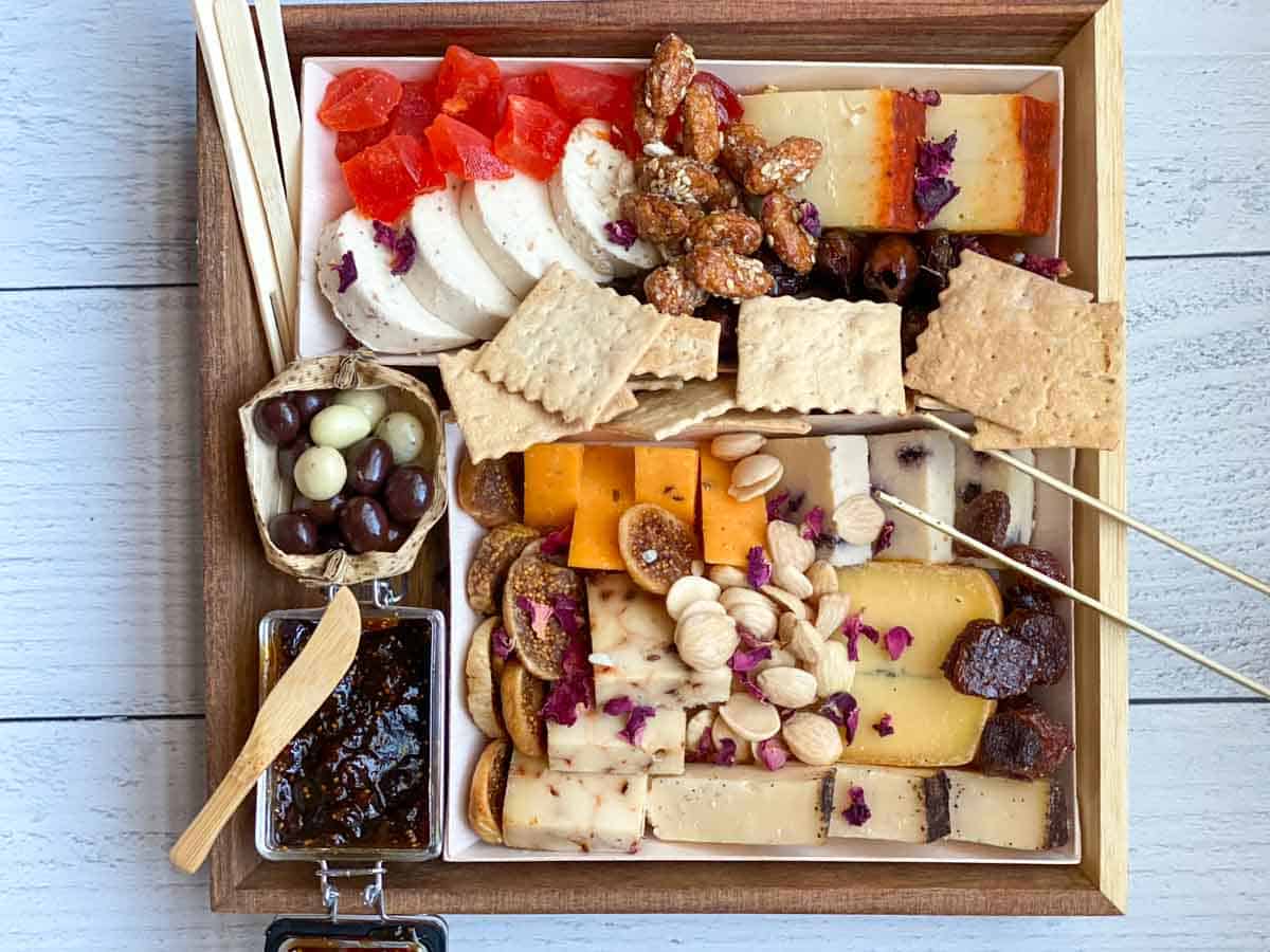 fully unwrapped and assembled cheese board from boarderie