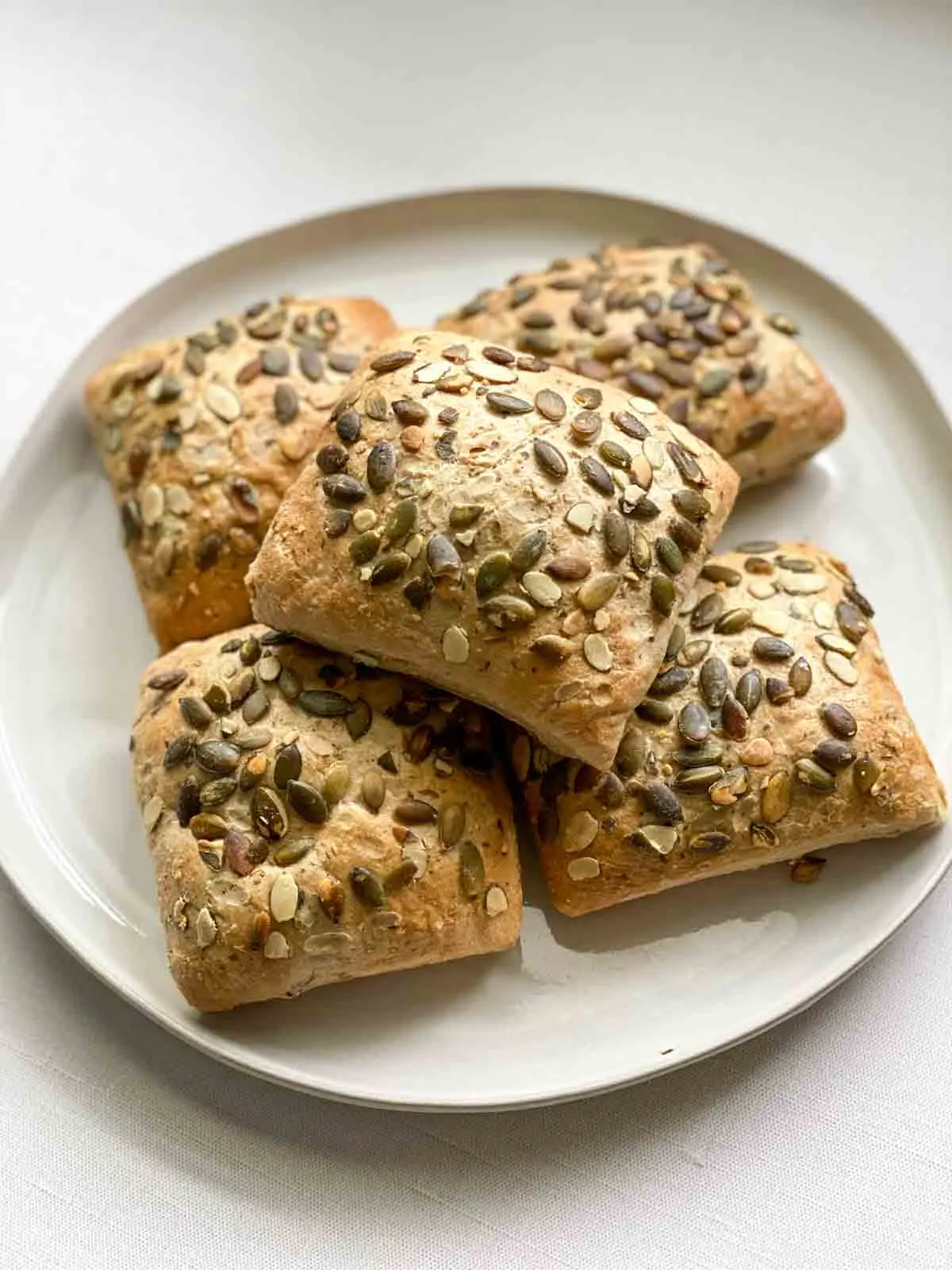 pumpkin seed dinner rolls from the brot box