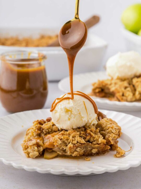 Caramel Apple Crisp